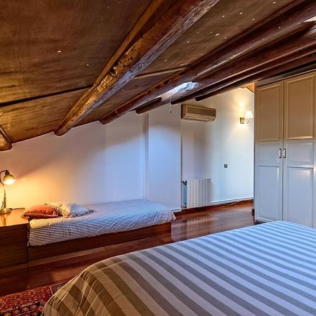 Apartamento Con Encanto En 바달로나 외부 사진